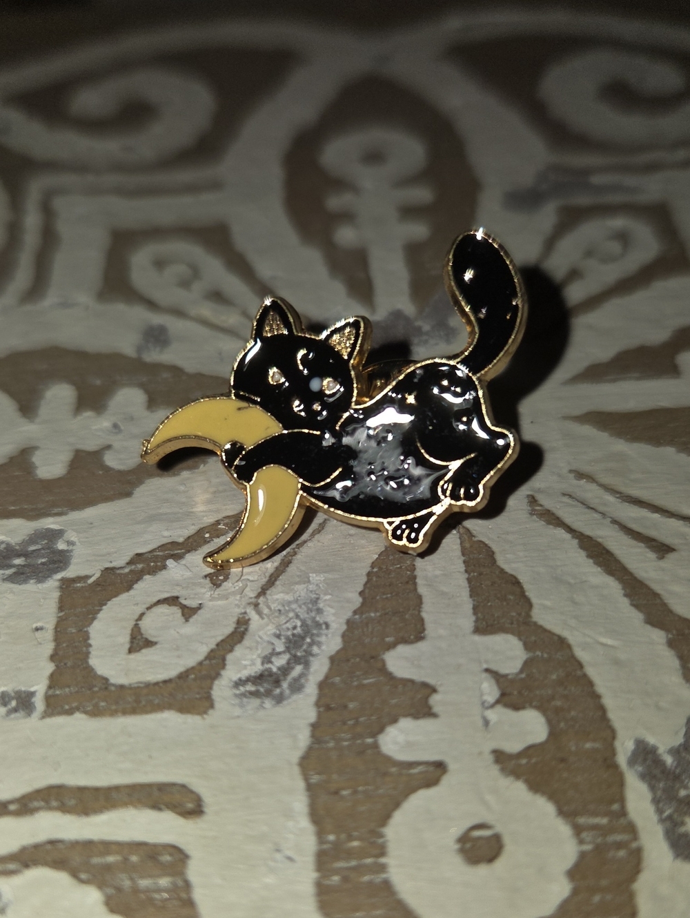 Black Cat with Yellow Banana Enamel Pin - Cute Cat Accessories for Pets & Owners